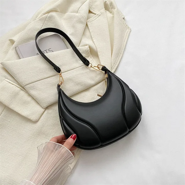 Streamline fashion handbag